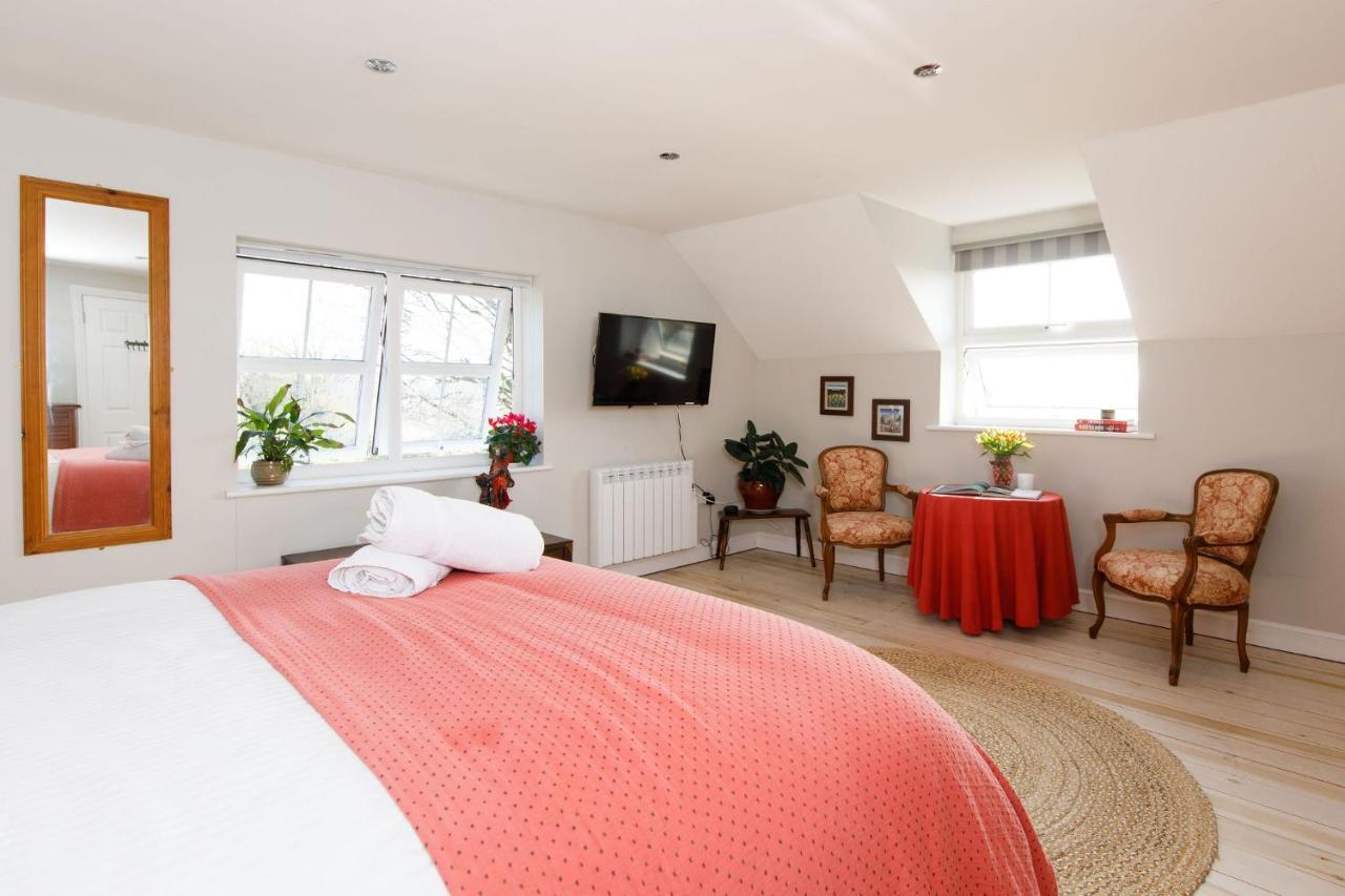 Appartamento Woodfield Wellbeing Oving Esterno foto