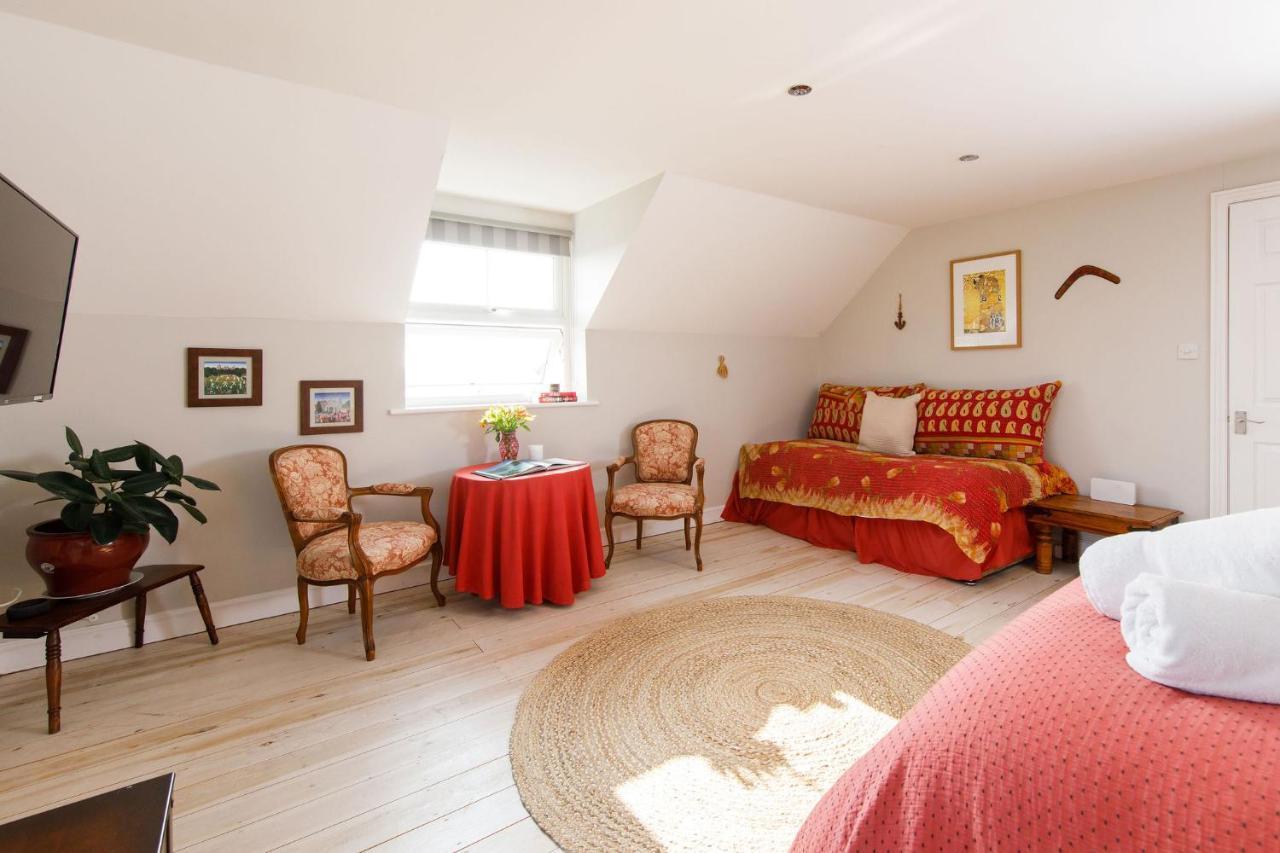 Appartamento Woodfield Wellbeing Oving Esterno foto